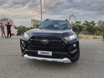 Toyota RAV4 2020 года за 13 000 000 тг. в Актау – фото 2