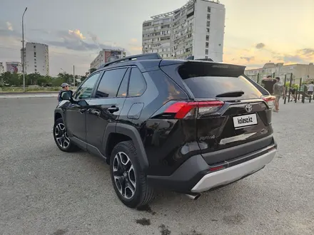 Toyota RAV4 2020 года за 13 000 000 тг. в Актау – фото 4