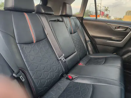Toyota RAV4 2020 года за 13 000 000 тг. в Актау – фото 7