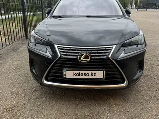 Lexus NX 300