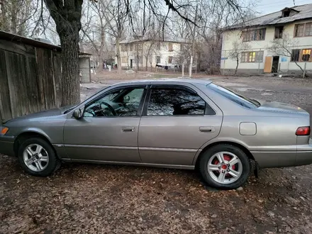 Toyota Camry 1999 года за 3 200 000 тг. в Алматы