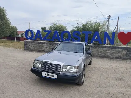 Mercedes-Benz E 220 1988 года за 2 200 000 тг. в Алматы – фото 5