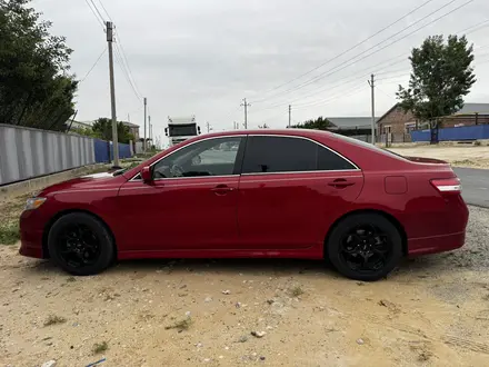 Toyota Camry 2010 года за 4 800 000 тг. в Атырау – фото 5