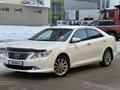 Toyota Camry 2014 года за 10 200 000 тг. в Астана – фото 2