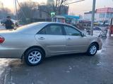 Toyota Camry 2005 годаүшін4 600 000 тг. в Алматы – фото 3