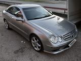 Mercedes-Benz CLK 200 2003 года за 4 000 000 тг. в Астана – фото 4