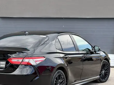 Toyota Camry 2019 года за 9 650 000 тг. в Астана – фото 10
