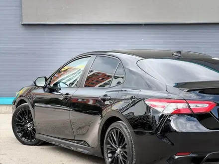 Toyota Camry 2019 года за 9 650 000 тг. в Астана – фото 14