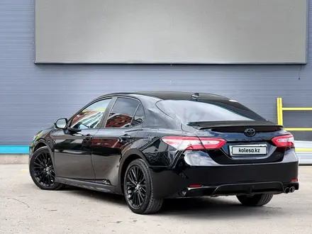 Toyota Camry 2019 года за 9 650 000 тг. в Астана – фото 15