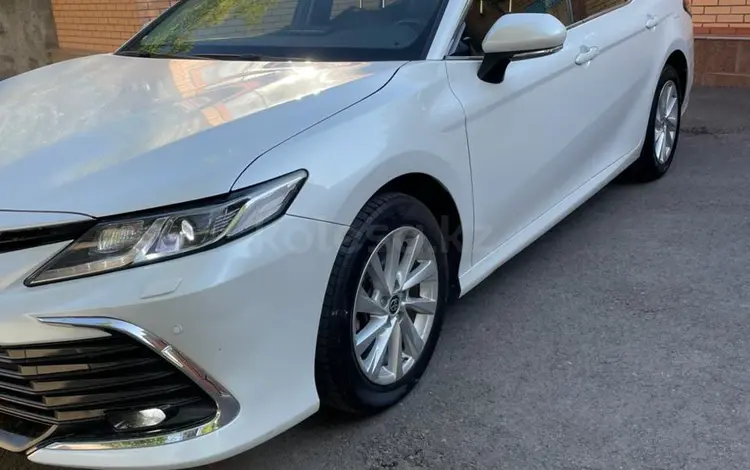 Toyota Camry 2024 года за 15 000 000 тг. в Алматы