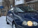 Toyota Avensis 1999 года за 1 700 000 тг. в Актобе – фото 5