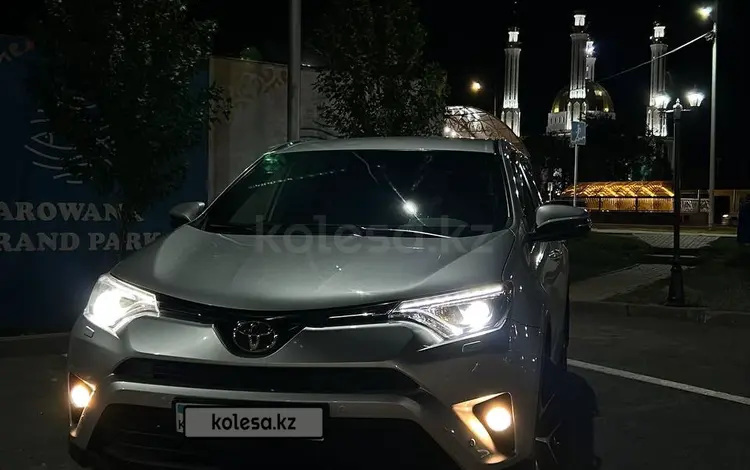 Toyota RAV4 2019 годаүшін12 100 000 тг. в Актобе