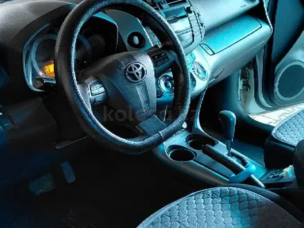 Toyota RAV4 2010 года за 7 500 000 тг. в Актобе – фото 7