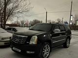 Cadillac Escalade 2008 года за 14 500 000 тг. в Алматы