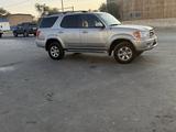 Toyota Sequoia 2004 года за 8 000 000 тг. в Жанаозен