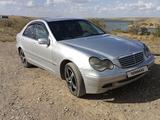 Mercedes-Benz C 200 2001 годаүшін2 500 000 тг. в Жезказган – фото 2