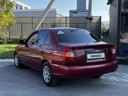 Hyundai Accent 2004 года за 2 200 000 тг. в Атырау – фото 2