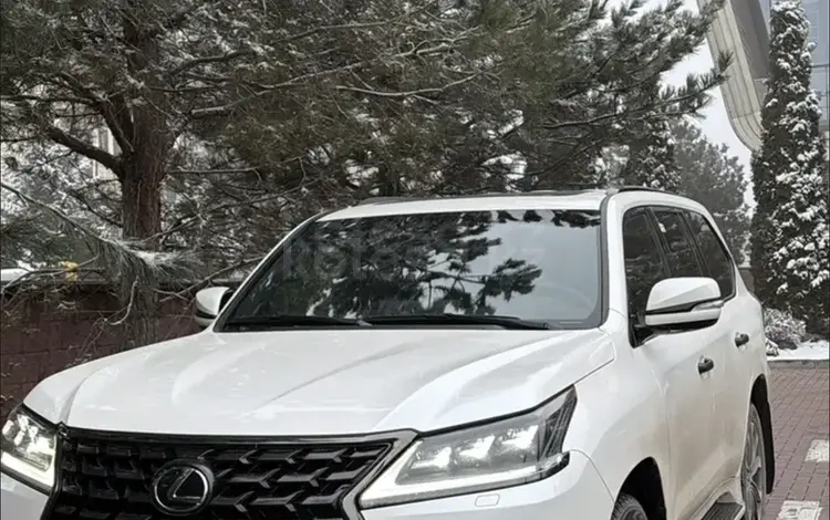 Lexus LX 570 2021 года за 65 000 000 тг. в Алматы