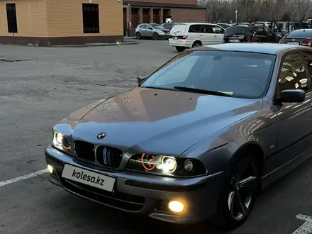 BMW 528 1997 года за 3 600 000 тг. в Караганда – фото 3