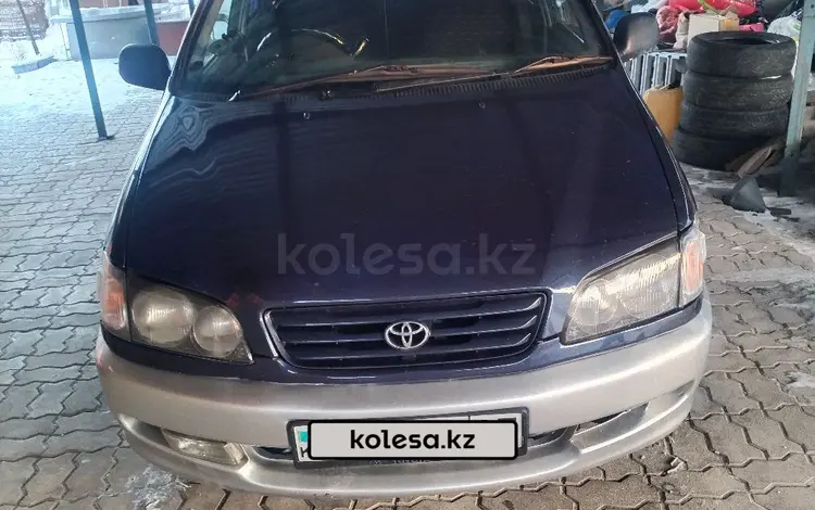 Toyota Ipsum 1997 года за 3 500 000 тг. в Алматы