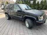 Jeep Grand Cherokee 1993 года за 3 500 000 тг. в Алматы – фото 4