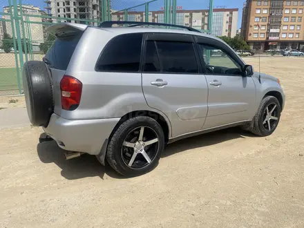 Toyota RAV4 2005 года за 5 800 000 тг. в Актау – фото 2