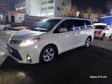 Toyota Sienna 2014 года за 12 500 000 тг. в Актобе