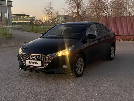 Hyundai Accent 2022 года за 7 050 000 тг. в Шиели – фото 9