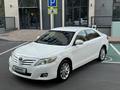 Toyota Camry 2011 года за 7 950 000 тг. в Алматы – фото 17