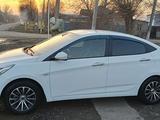 Hyundai Solaris 2015 года за 5 600 000 тг. в Актобе