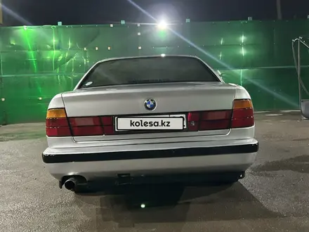 BMW 520 1992 года за 1 650 000 тг. в Алматы – фото 4