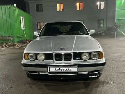 BMW 520 1992 года за 1 650 000 тг. в Алматы