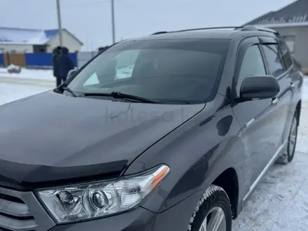 Toyota Highlander 2011 года за 8 400 000 тг. в Атырау – фото 4