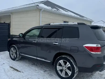 Toyota Highlander 2011 года за 8 400 000 тг. в Атырау – фото 5