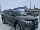 Toyota Highlander 2011 года за 8 400 000 тг. в Атырау