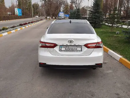 Toyota Camry 2018 года за 16 000 000 тг. в Тараз – фото 4