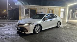 Toyota Camry 2018 года за 11 500 000 тг. в Семей