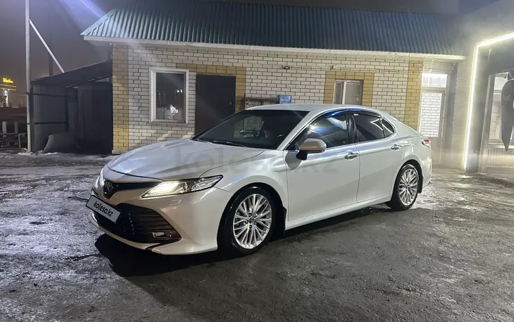 Toyota Camry 2018 годаүшін11 500 000 тг. в Семей