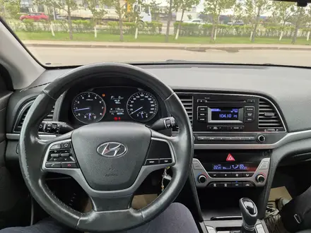 Hyundai Elantra 2018 года за 8 600 000 тг. в Астана – фото 10