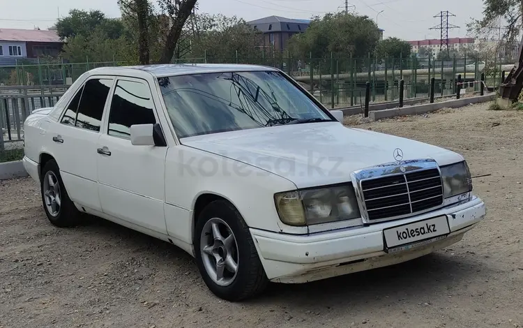 Mercedes-Benz E 260 1990 годаүшін1 400 000 тг. в Алматы