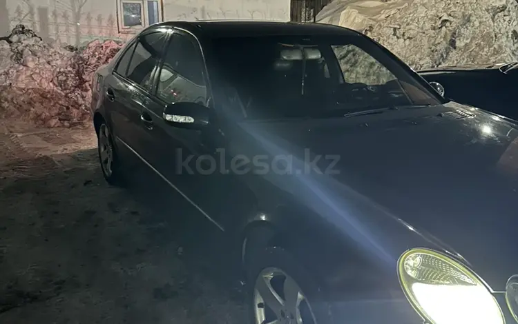 Mercedes-Benz E 320 2002 годаfor5 800 000 тг. в Астана