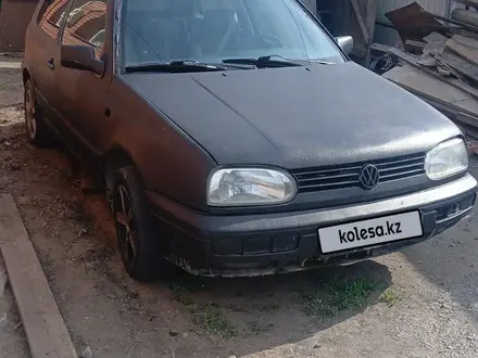 Volkswagen Golf 1994 года за 300 000 тг. в Павлодар