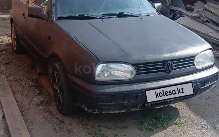 Volkswagen Golf 1994 года за 300 000 тг. в Павлодар