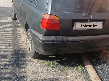 Volkswagen Golf 1994 года за 300 000 тг. в Павлодар – фото 4