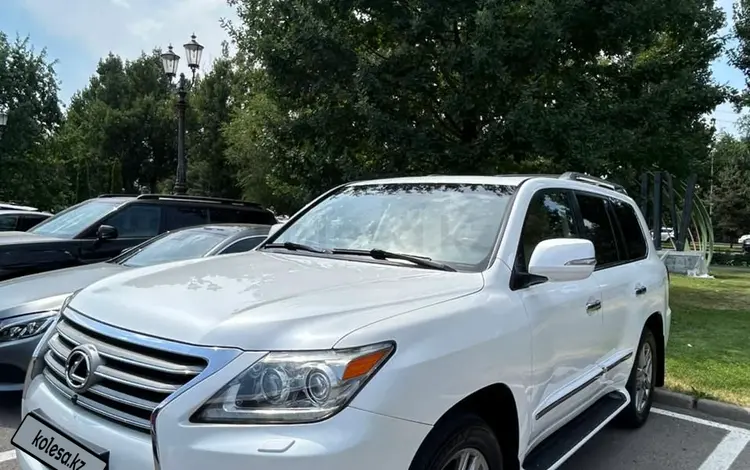 Lexus LX 570 2014 годаүшін25 000 000 тг. в Алматы