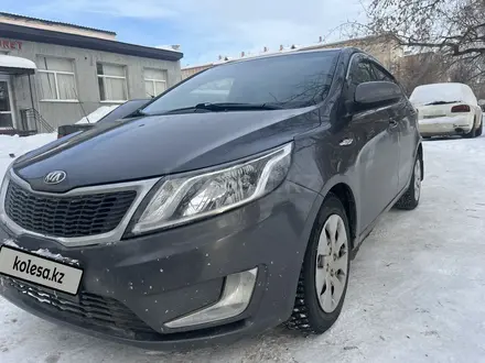 Kia Rio 2014 года за 5 200 000 тг. в Петропавловск – фото 2