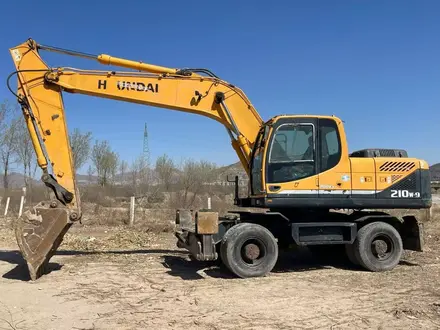 Hyundai  R210W 2019 года за 39 000 000 тг. в Алматы