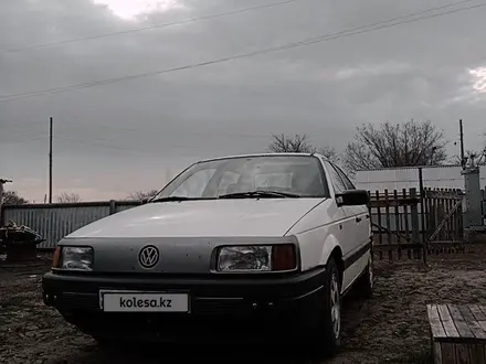 Volkswagen Passat 1992 года за 2 000 000 тг. в Уральск – фото 2