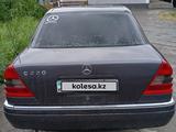 Mercedes-Benz C 220 1994 годаүшін800 000 тг. в Алматы – фото 2