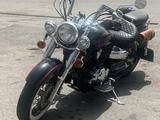 Yamaha  XVS1100 2000 годаүшін2 500 000 тг. в Алматы